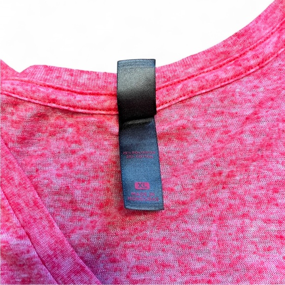 Nautica Pink Graphic V Neck Short Sleeve Tee size XL - Picture 4 of 6
